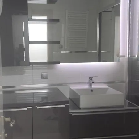 Darmar Apartment, Cevahir * 스코페