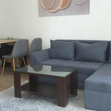 Darmar Apartment, Cevahir 아파트